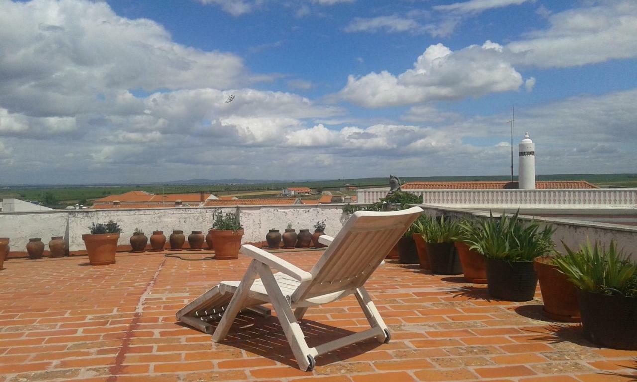 Patio Das Flores Ferreira Do Alentejo Ngoại thất bức ảnh